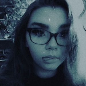 Meet your Posher, Alana